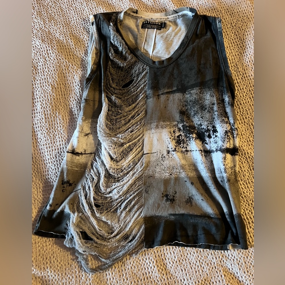 Religion tank Small